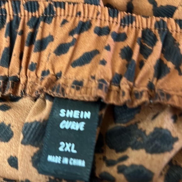 Shein spotted skirt - Picture 3 of 3